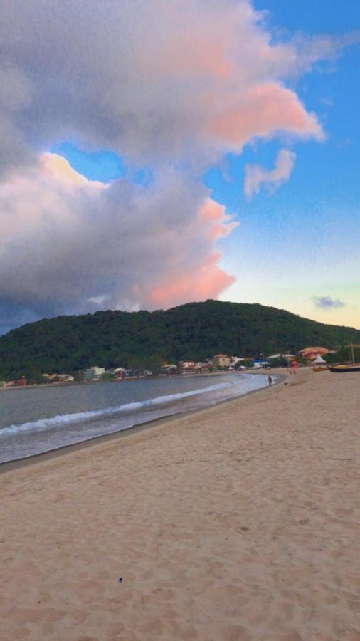 Casa Enseada Proximo Ao Mar E Comercios Com 2 Ar Split Sao Francisco do Sul Eksteriør bilde